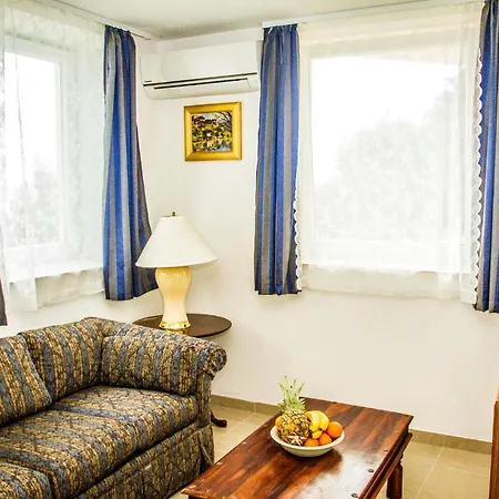فيلة Vila Virida Živogošće