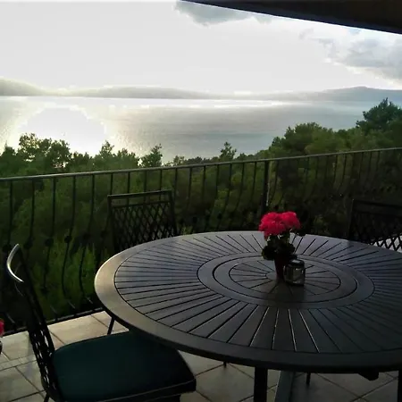 فيلة Vila Virida Živogošće